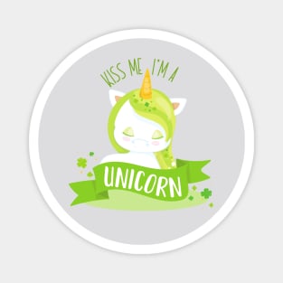 Saint Patrick's Day, Clovers, Kiss Me I'm Unicorn Magnet